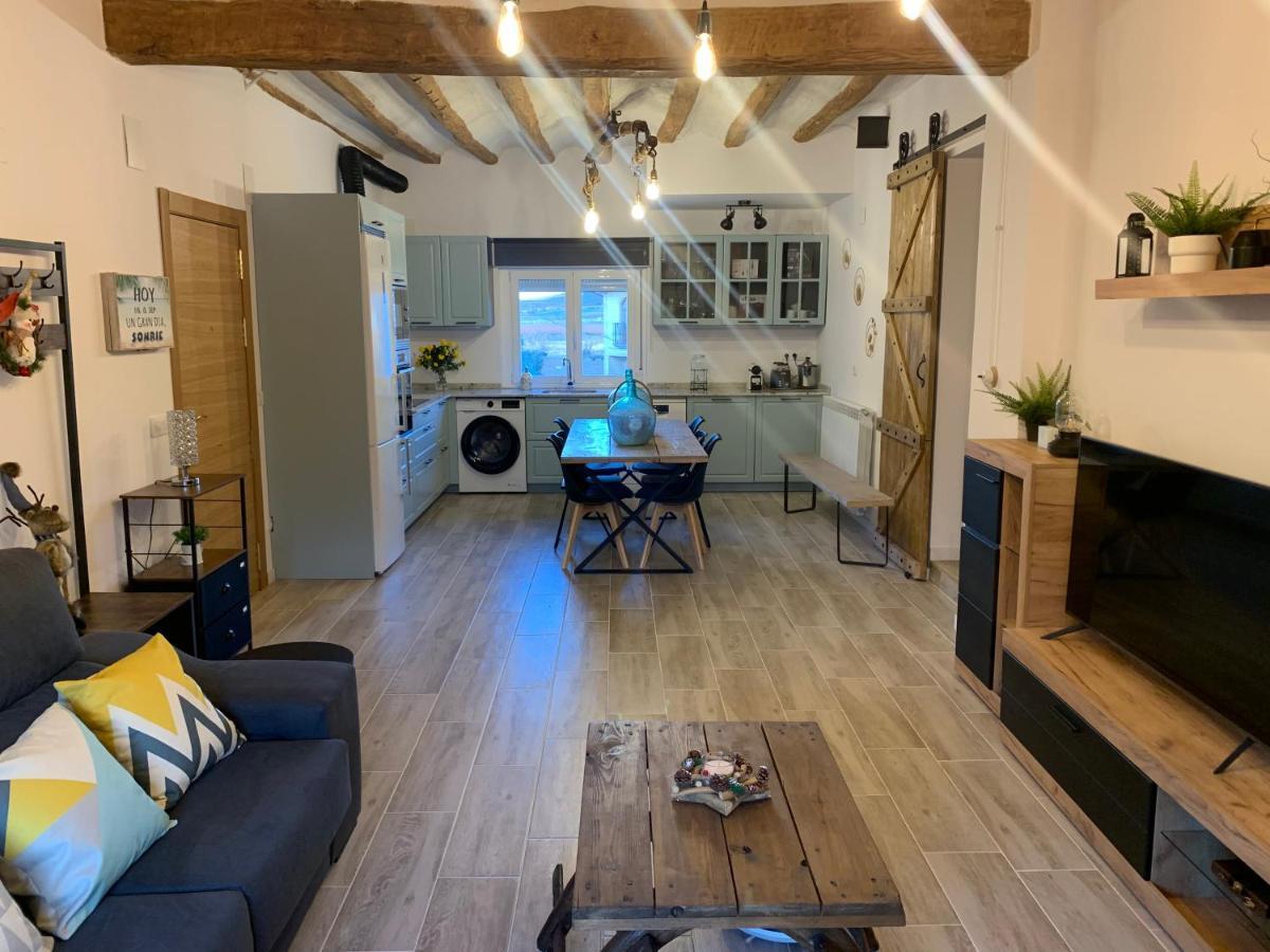 Alojamiento Con Amplio Salon Y Chimenea. Lägenhet Valverde  Exteriör bild