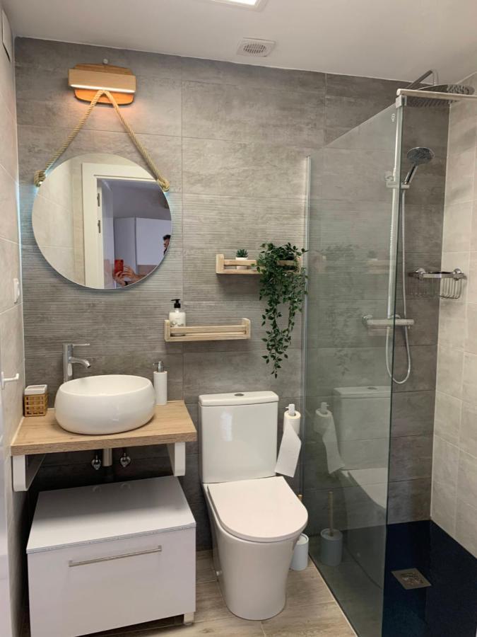 Alojamiento Con Amplio Salon Y Chimenea. Lägenhet Valverde  Exteriör bild
