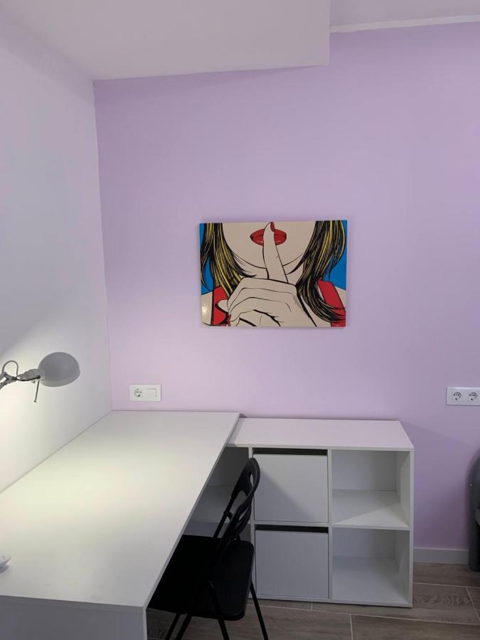 Alojamiento Con Amplio Salon Y Chimenea. Lägenhet Valverde  Exteriör bild